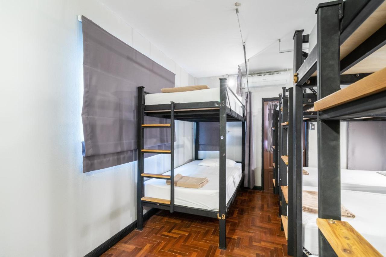 Oyo 677 Le Loftel Hostel Чиангмай Экстерьер фото